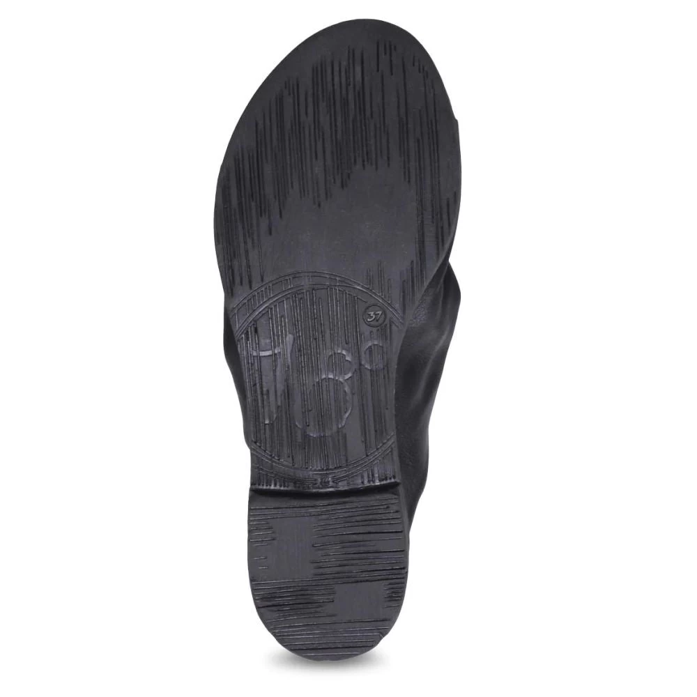 Bueno Women's Yanni Sandal In Black 7 Bueno Women's Yanni Sandal In Black - Image 5