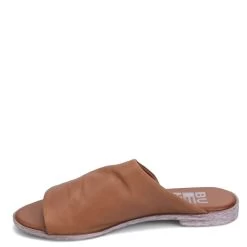 Bueno Women's Yanni Sandal In Walnut -Style Walk Shop BU YANNI WAL 1192 4 1100x