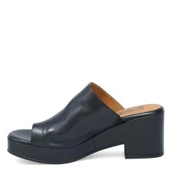 Miz Mooz Women's Gwen In Black -Style Walk Shop mz s291303 bk 1003 4 1100x