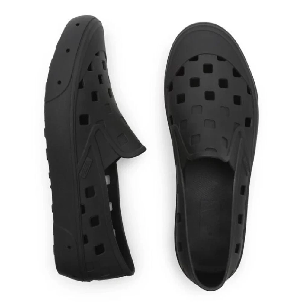 Vans Slip-On TRK In Black 5 Vans Slip-On TRK In Black - Image 3